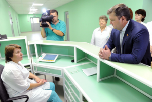 Губернатор Андрей Шевелёв инспектирует медицинские объекты