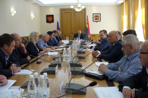 Губернатор Николай Цуканов провёл очередное совещание
