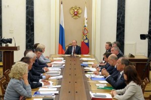 Владимир Путин провел совещание с членами Правительства. 