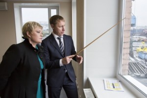 Марина Ковтун посетила Мурманский морской торговый порт