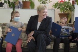 Марина Ковтун посетила Мурманскую детскую городскую клиническую больницу