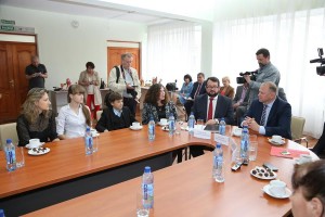 Николай Цуканов - Каждому приехавшему с Украины оказываем максимум внимания