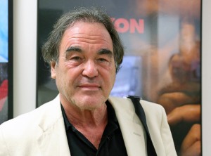 Оливер Стоун