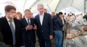 Сергей Собянин - В Москве ежедневно работает 70 региональных ярмарок