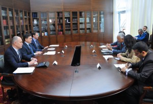 Губернатор Подмосковья встретился с послом Индии