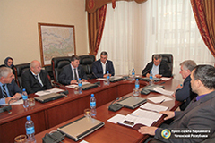 Чеченский парламент увеличивает размер республиканского бюджета.