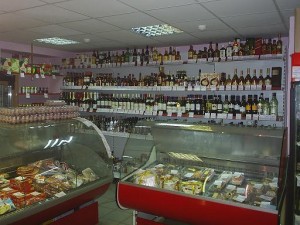 Магазин в жилом доме 