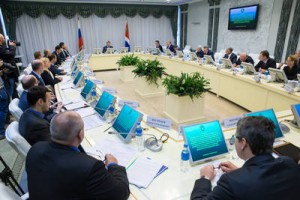 Александр Хорошавин принял участие в совещании по вопросам реализации инвестиционных проектов