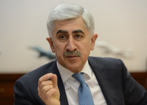 Михаил Погосян