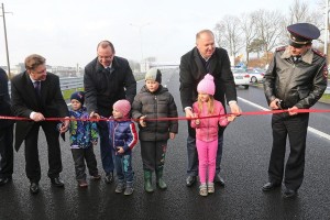 Николай Цуканов и Максим Соколов открыли движение на федеральной трассе Калининград-Черняховск-Нестеров