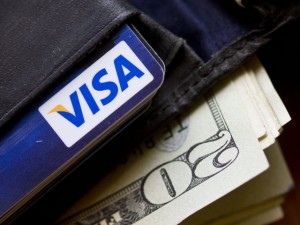 MasterCard и Visa прекратили обслуживание карт на территории Крыма.