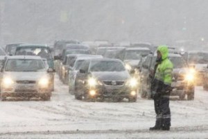 Москва парализована сильнейшим снегопадом