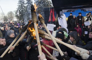 Финансовый майдан намеревается  поджечь Верховную Раду