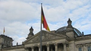 Официальный Берлин поддерживает откровенную  ложь против России