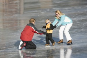 Жители Подмосковья могут быть спокойными - катки находятся по надзором