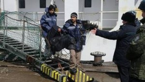 УФМС России: Арестованы все иностранцы с траулера "Дальний Восток"