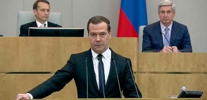 Дмитрий Медведев в Госдуме отвечает на вопросы депутатов