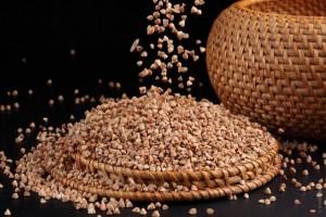 Продовольственный рынок: В Приморье появилась дешевая гречка