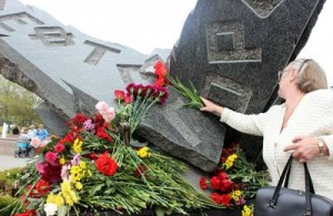 Нефтегорское землетрясение. Памятник.