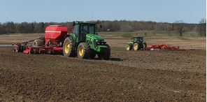 Министр сельского хозяйства ЧР: В Чечне завершаются посевные работы