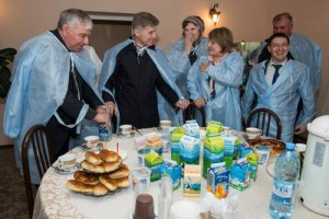 Сахалинские власти будут поддерживать местных производителей ради обеспечения детей молоком