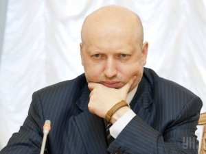 Секретарь СНБО Александр Турчинов угрожает Донбассу введением военного положения на Украине