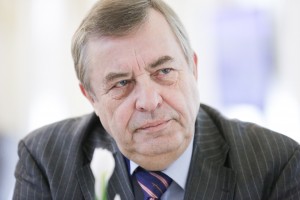 Руководители Москвы и Подмосковья Собянин и Воробьев выразили соболезнования родным и близким Геннадия Селезнёва