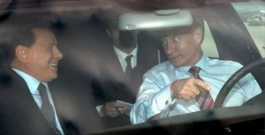 Дружба - дружбой, а табачок врозь: Кремль не приглашал Берлускони на работу в Правительство