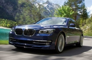 БМВ для чиновников. Управление делами Президента РФ объяснило покупку 140 иномарок