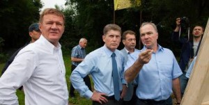 Олег Кожемяко и Роман Старовойт - Росавтодор занялся дорогами Сахалина