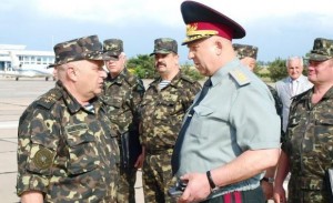 Украинские генералы. Генштаб Украины считает, что российский полигон Ашулук находится в ДНР