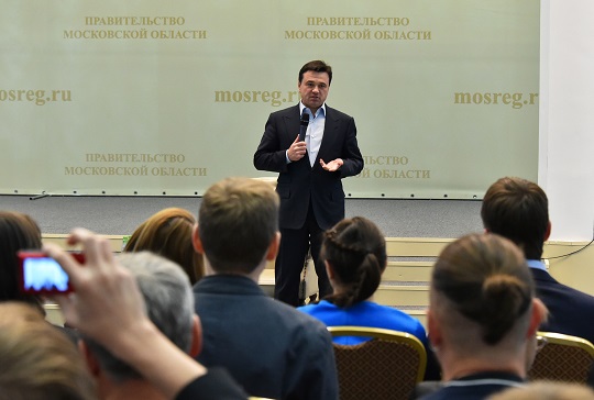 Глава Подмосковья на встрече с блогерами