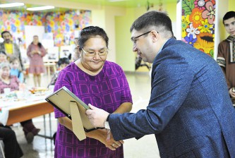 Леонид Николаев