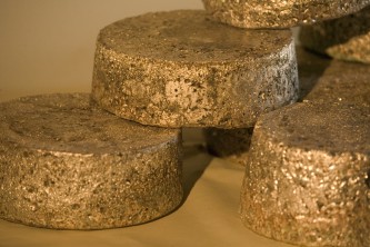 Золото с месторождения Валунистый