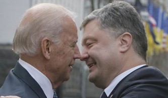 Джо Байден и Пётр Порошенко отметили отставку Шокина.