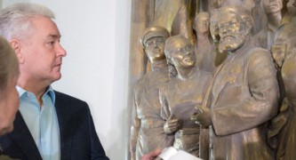 Горельеф Вучетича