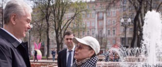 Мэр Москвы открыл сезон фонтанов