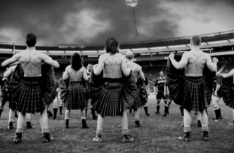 Шотландцы демонстрируют достоинство