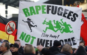 Мигранты насилуют Европу