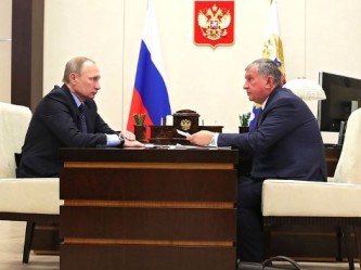 Владимир Путин и Игорь Сечин 