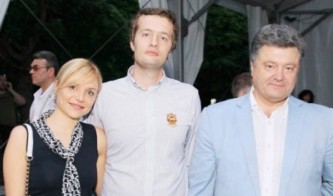 Петр Порошенко с сыном и русской невесткой