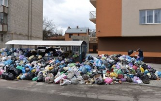 Львов погряз в мусорных свалках