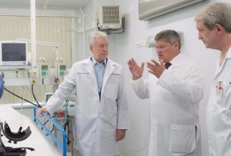 Собянин посетил больницу Иноземцева