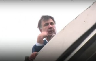 Михаил Саакашвили "на крыше дома своего"